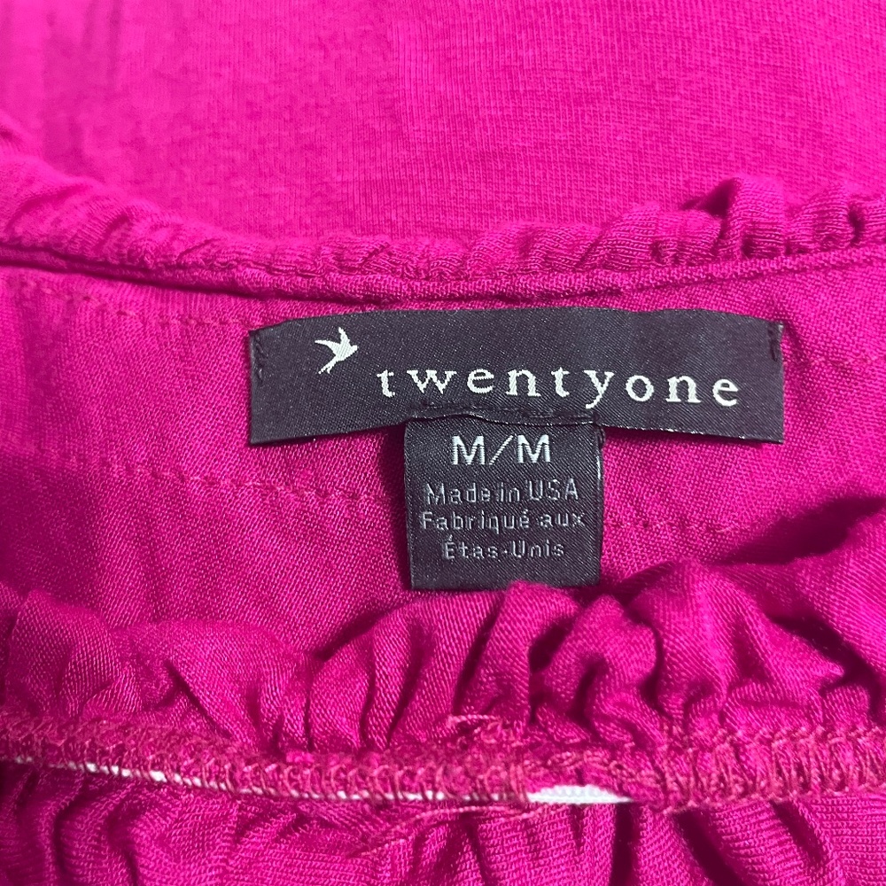 Forever Twenty One Women’s One Shoulder Medium